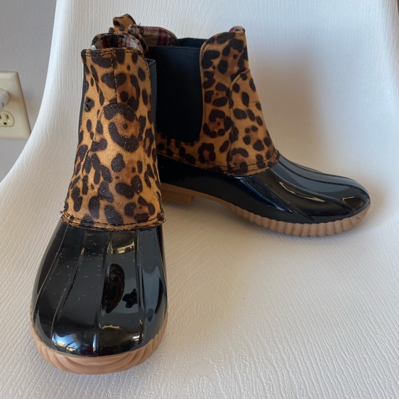 Slip on Winter Duck Boots Leopard - Picture 2 of 5